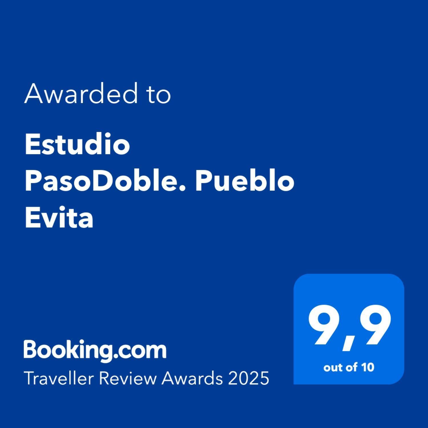 Estudio Pasodoble. Pueblo Evita 贝纳尔马德纳 外观 照片